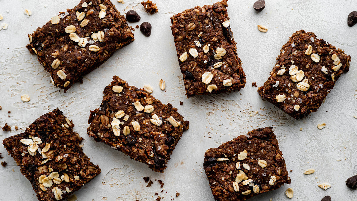 Chocolate brownie protein oatmeal bars