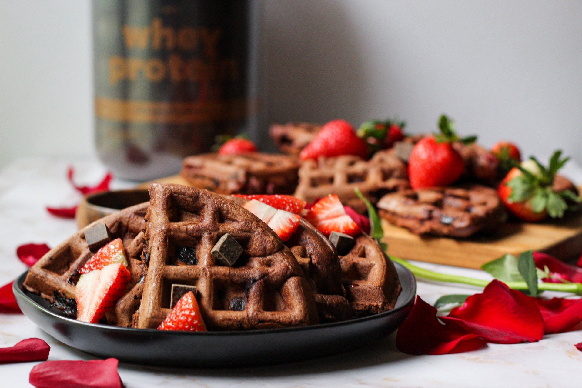 chocolate-strawberry-waffles